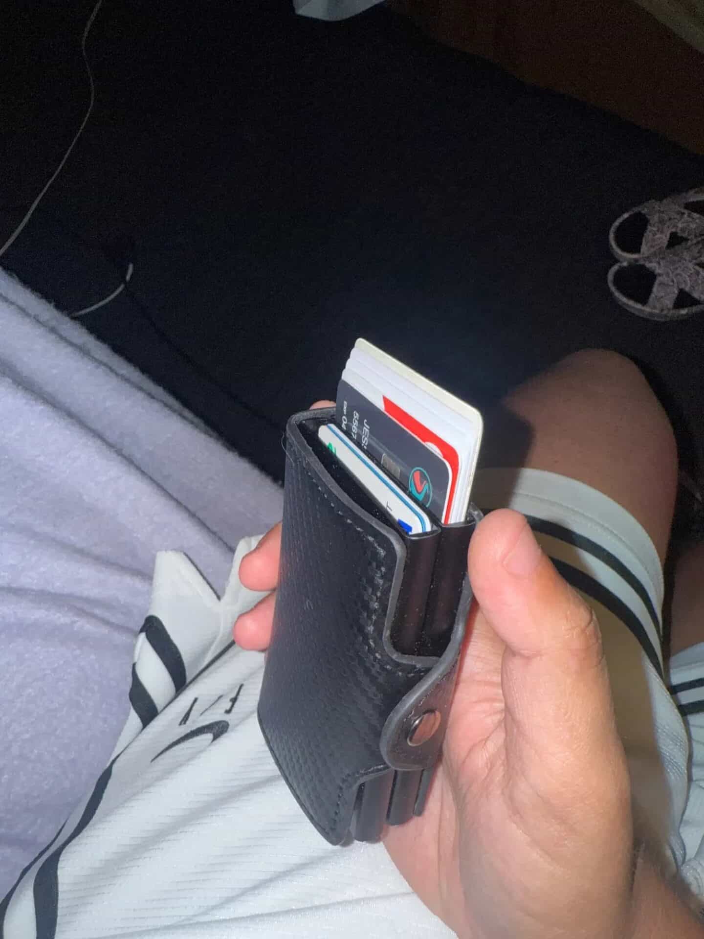 Rodusuite Ultra Slim RFID Wallet photo review